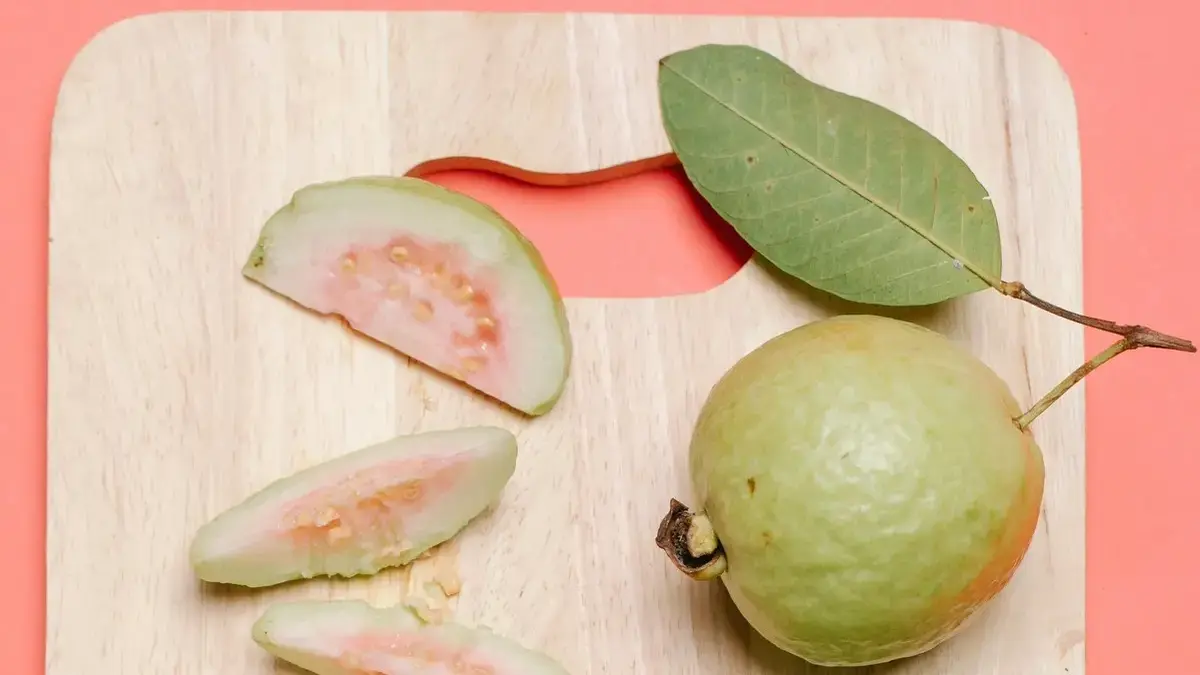 Guava fruit with anti‑carcinogenic potential and health benefits.