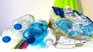 Plastic bottles and food containers linked to heart disease risk