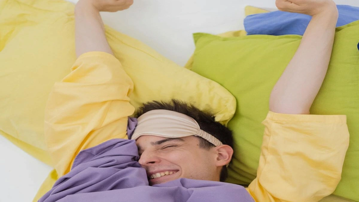 Sleep position and mental health showing how posture during sleep may affect depression and emotional well-being