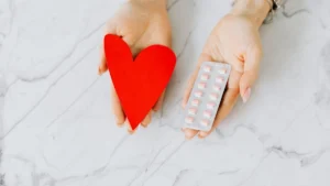 Healthy foods that help reduce cholesterol including oats, nuts, olive oil and fish