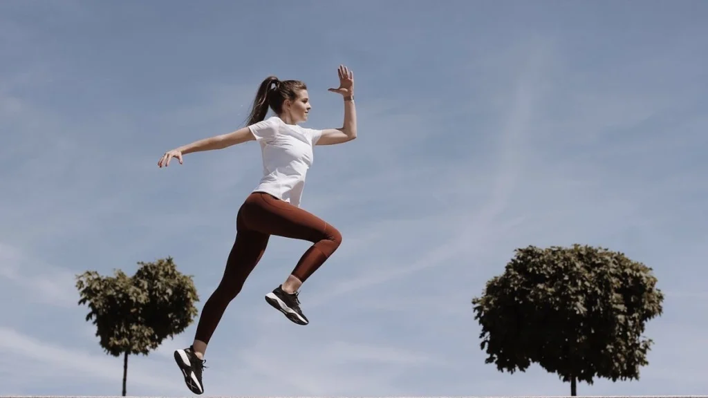 Person doing aerobic exercise to support brain health and slow brain ageing