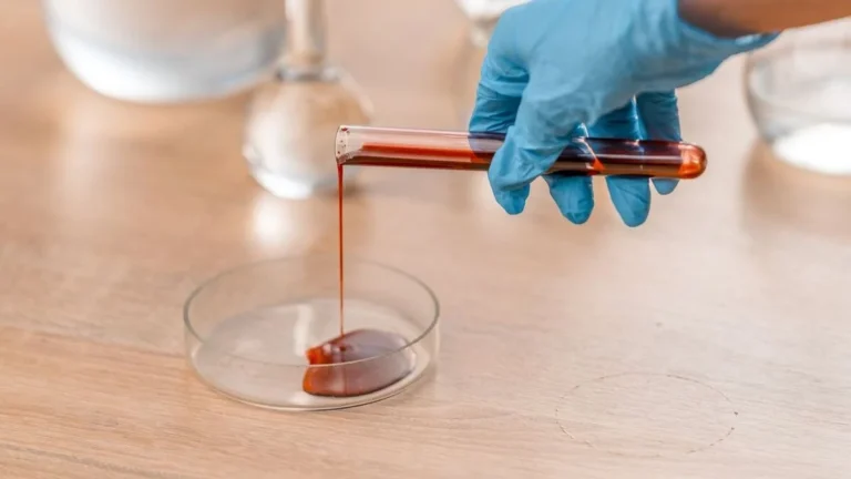 Newer iron formulations comparison showing bisglycinate, liposomal, sucrosomial, ferric maltol, and IV iron options